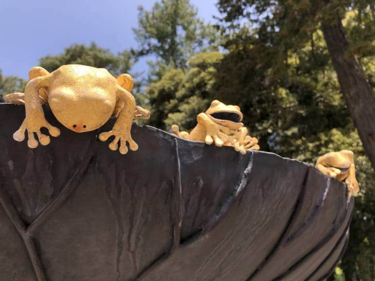 Oyama Shrine Kanazawa gold frogs on leaf sculpture