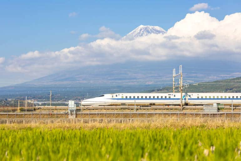 tokyo to osaka bullet train