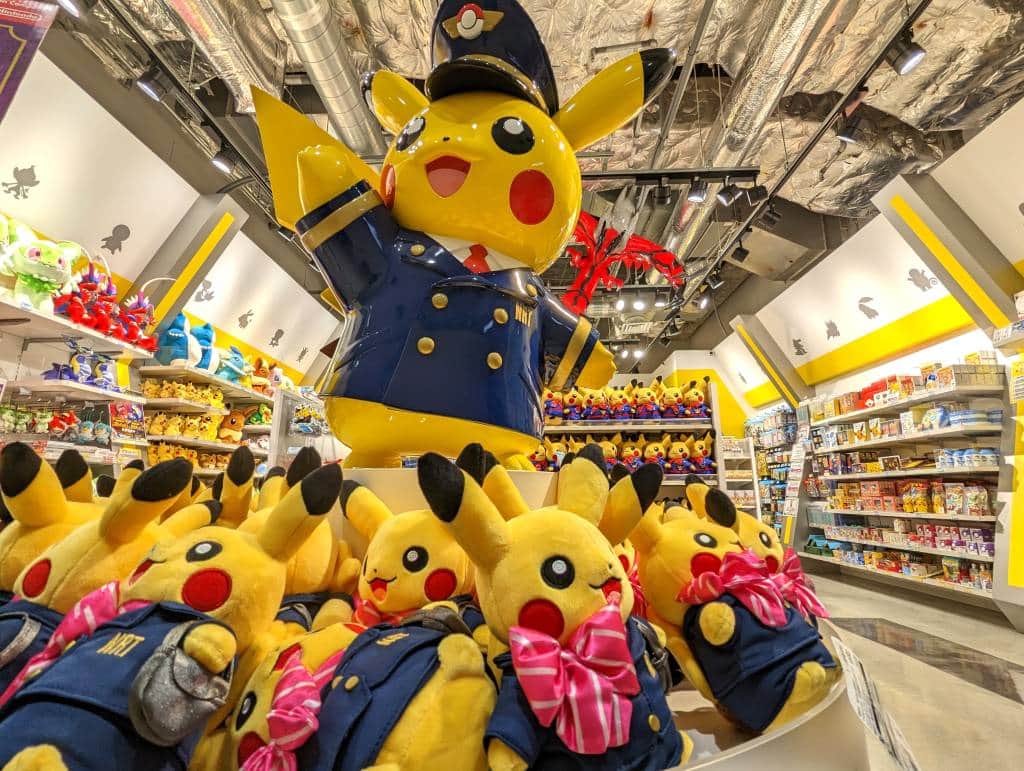 Pilot Pikachu plushies at Narita Airport